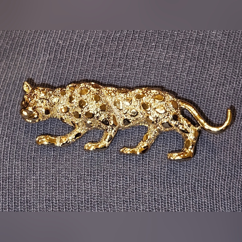 Gold GERRYS Leopard Brooch